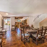 Papalaia 波连斯萨